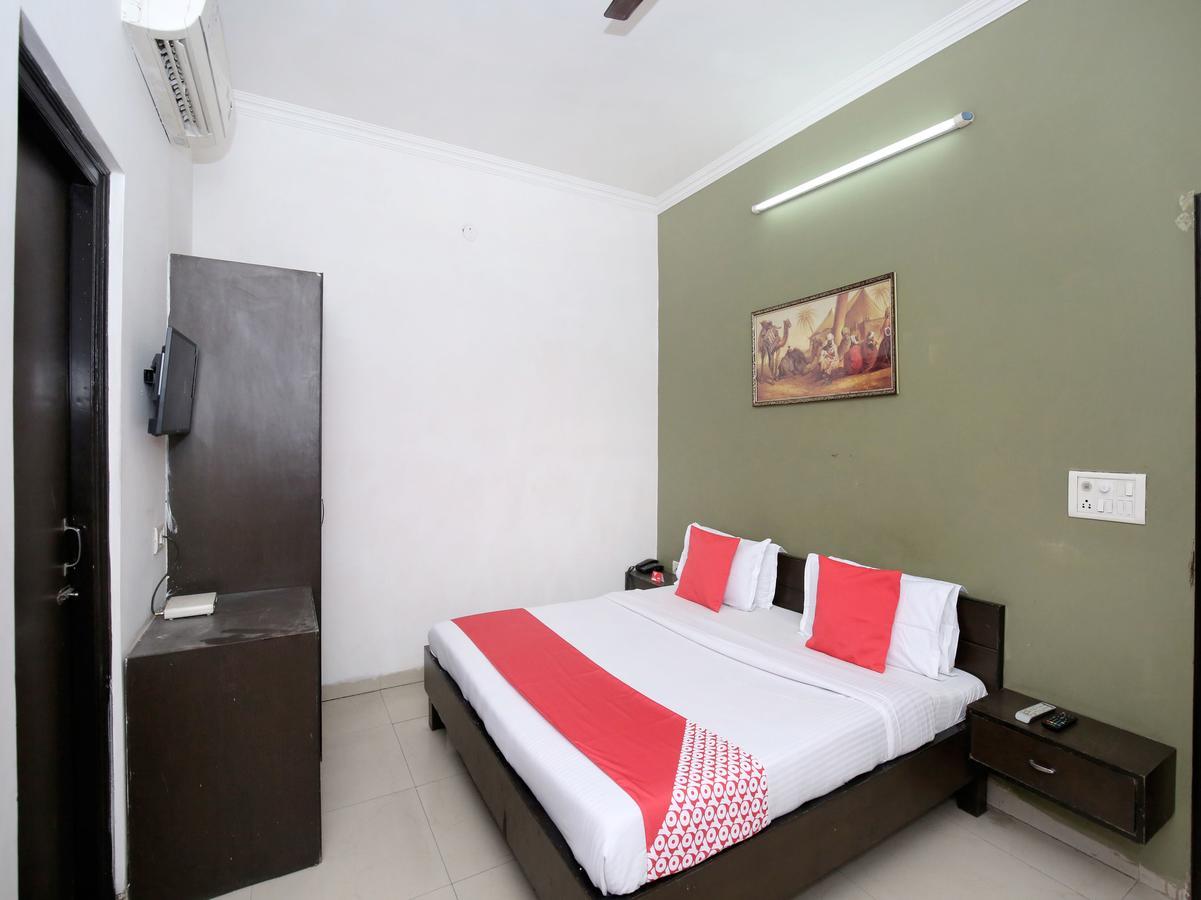 Oyo 12972 Hotel Krishna Castle Amritsar Zewnętrze zdjęcie