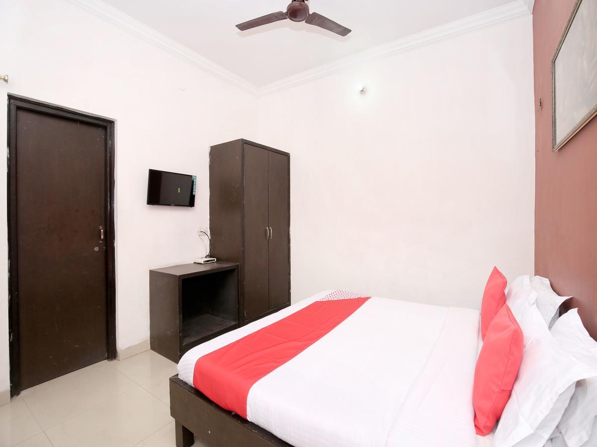 Oyo 12972 Hotel Krishna Castle Amritsar Zewnętrze zdjęcie
