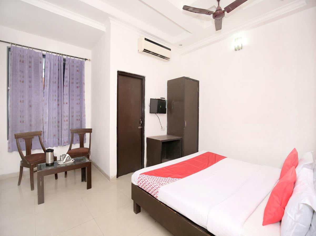 Oyo 12972 Hotel Krishna Castle Amritsar Zewnętrze zdjęcie