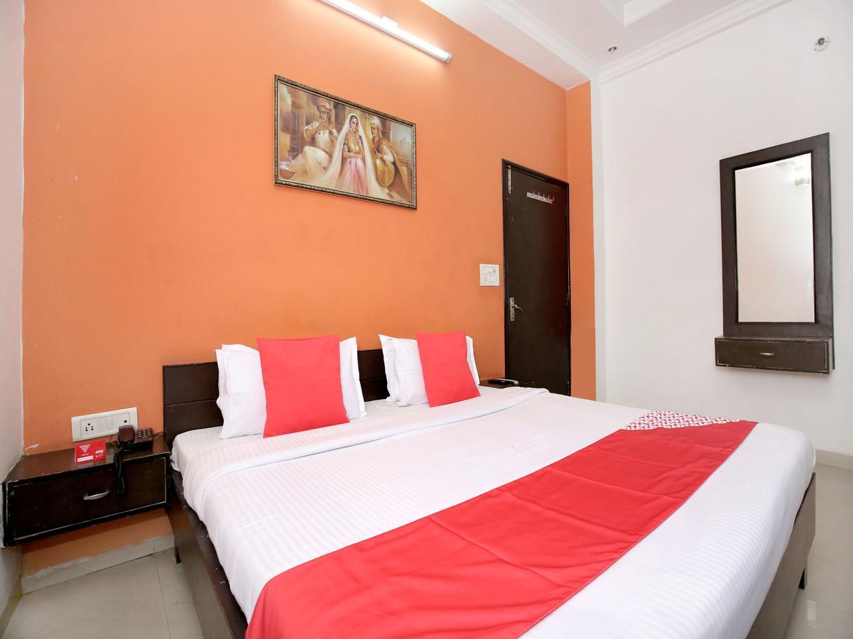Oyo 12972 Hotel Krishna Castle Amritsar Zewnętrze zdjęcie